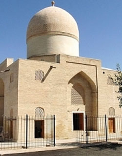 Aksaray Mausoleum