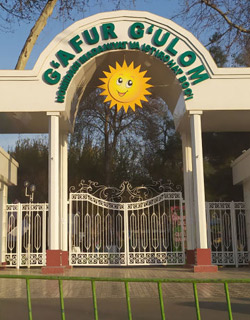 Gafur Gulyam Park