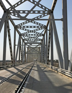 Friendship Bridge