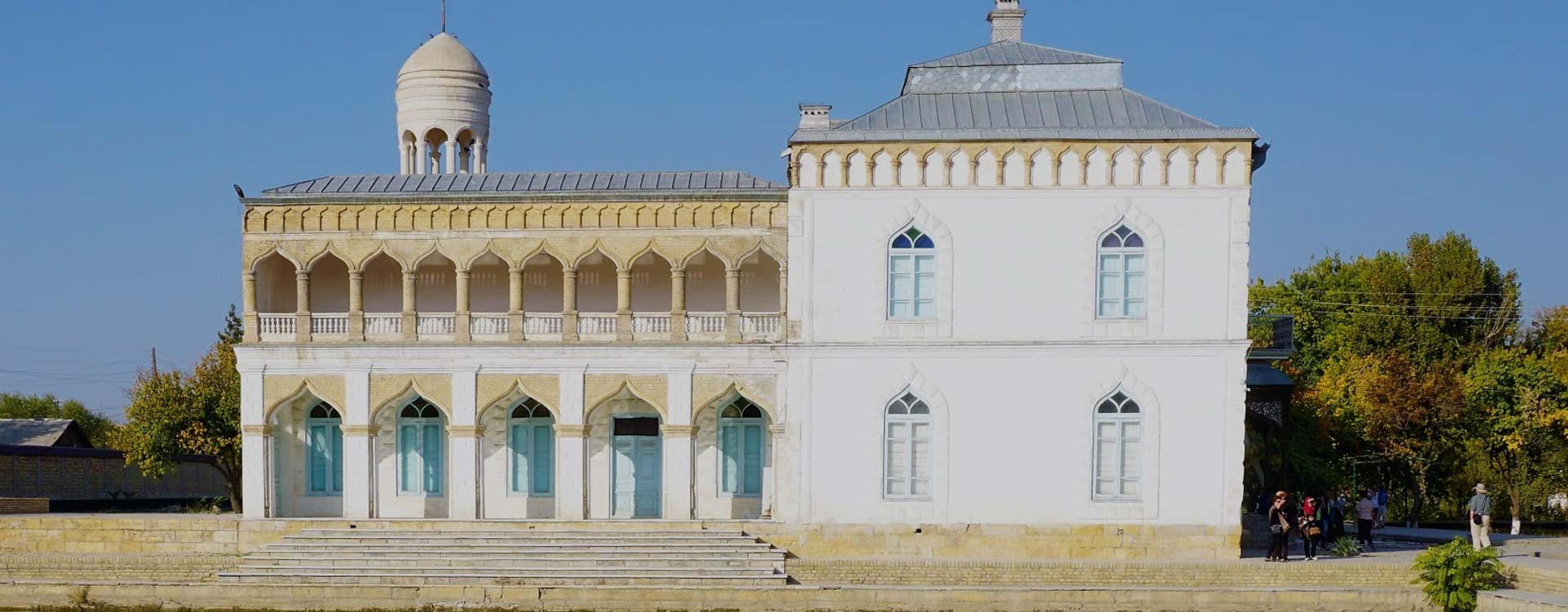 Sitorai-Mohi Hosa Palace