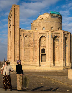 Turabek Khanum Mausoleum