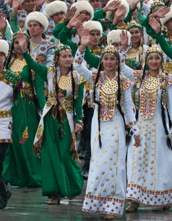 Turkmenistan Wear